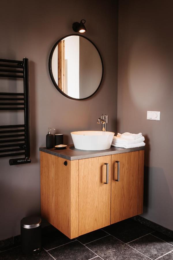 -Nieuw- Luxe & Sfeervol Vakantiehuis ทอเลิน ภายนอก รูปภาพ