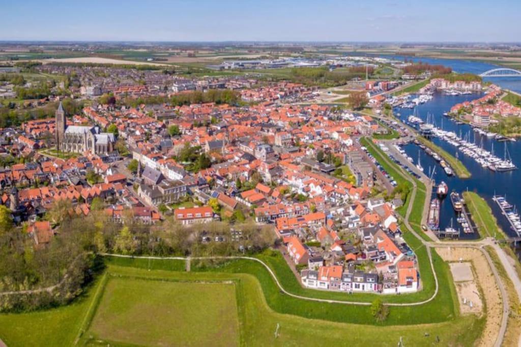-Nieuw- Luxe & Sfeervol Vakantiehuis ทอเลิน ภายนอก รูปภาพ